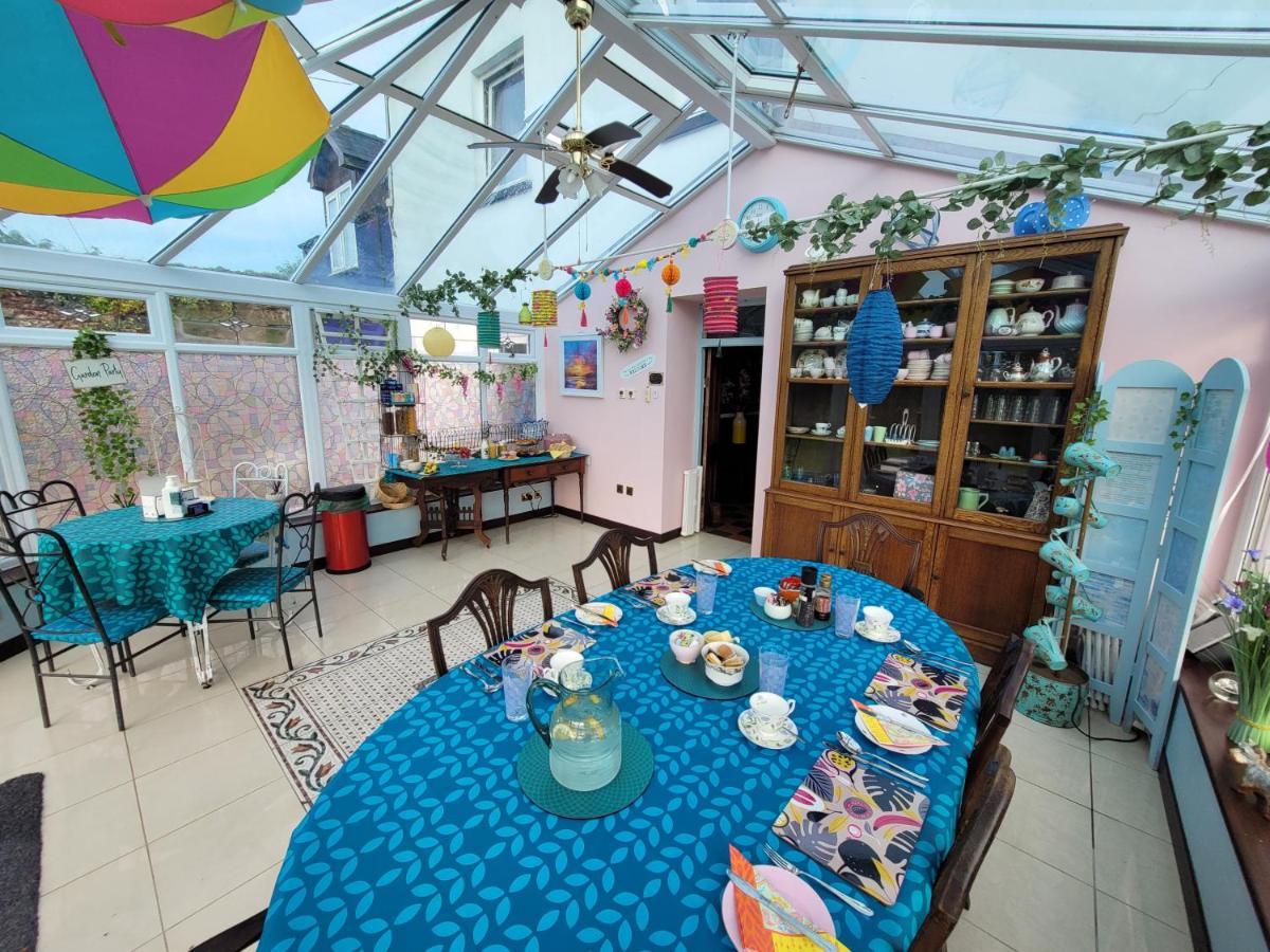 Farmhouse B&B Family Stay Or Romantic Break, On Our Smallholding Close To Нарбърт Екстериор снимка